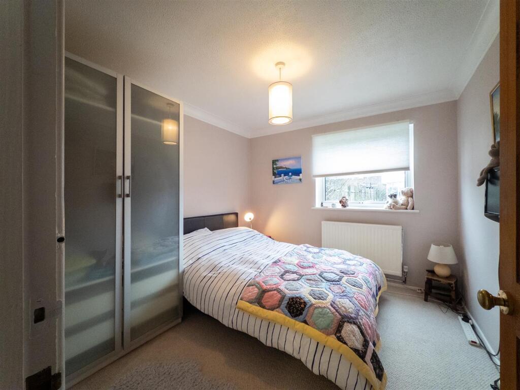 Annexe/Guest Bedroom: