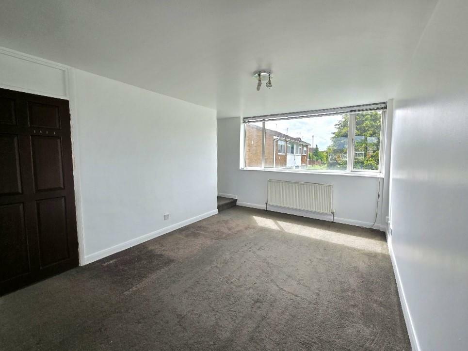 Crowmere Road, Walsgrave - Lounge.jpg