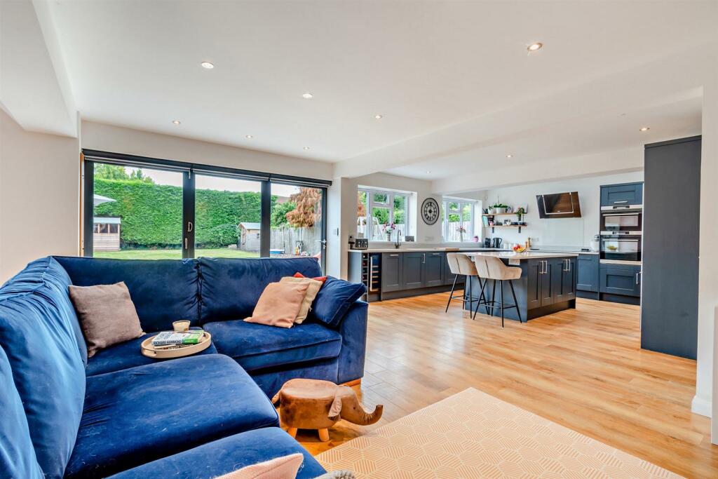 8610451-interior33-800.jpg