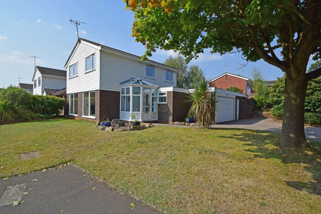 36 Leadbetter Drive, front.jpg