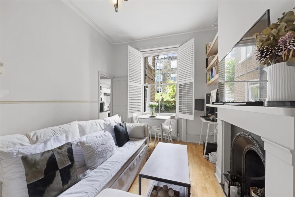 KEMSFORD GARDENS, 27, GROUND FLOOR FLAT-14.jpg