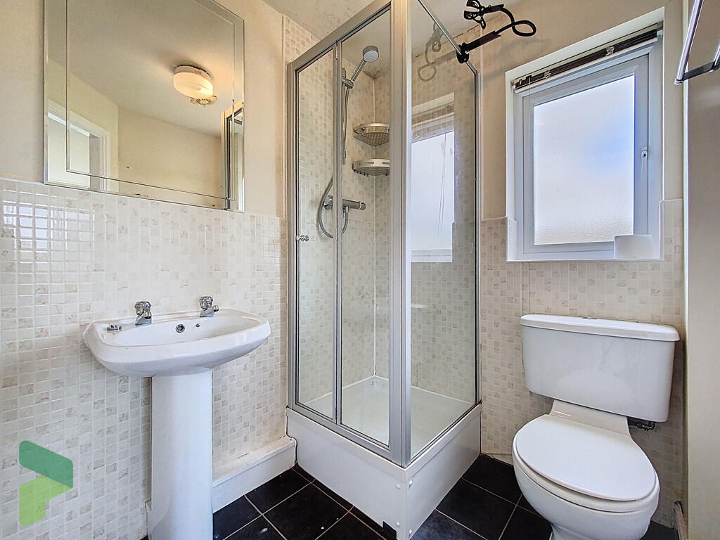 Bedroom One Ensui...