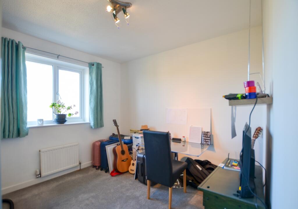 To Book A Viewing Call TPS Lostwithiel on 01208 87