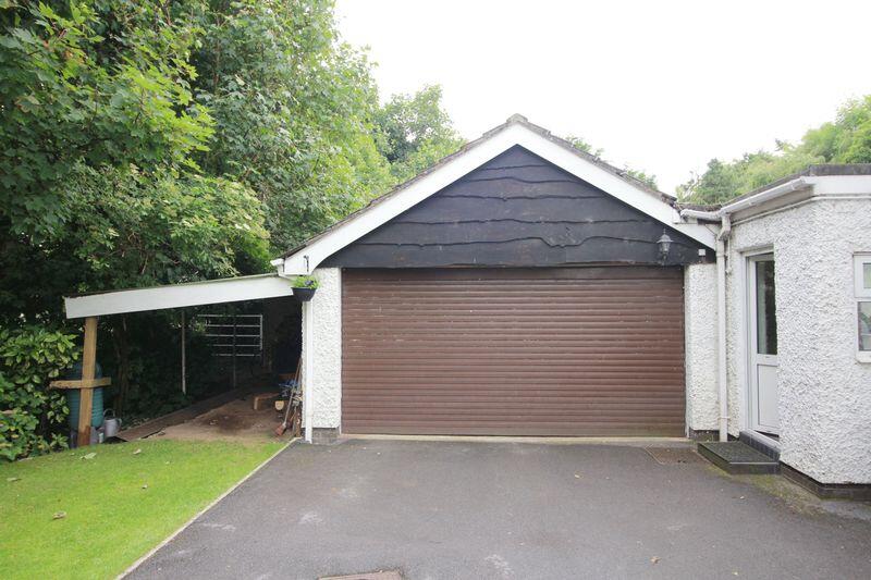 Garage / Workshop