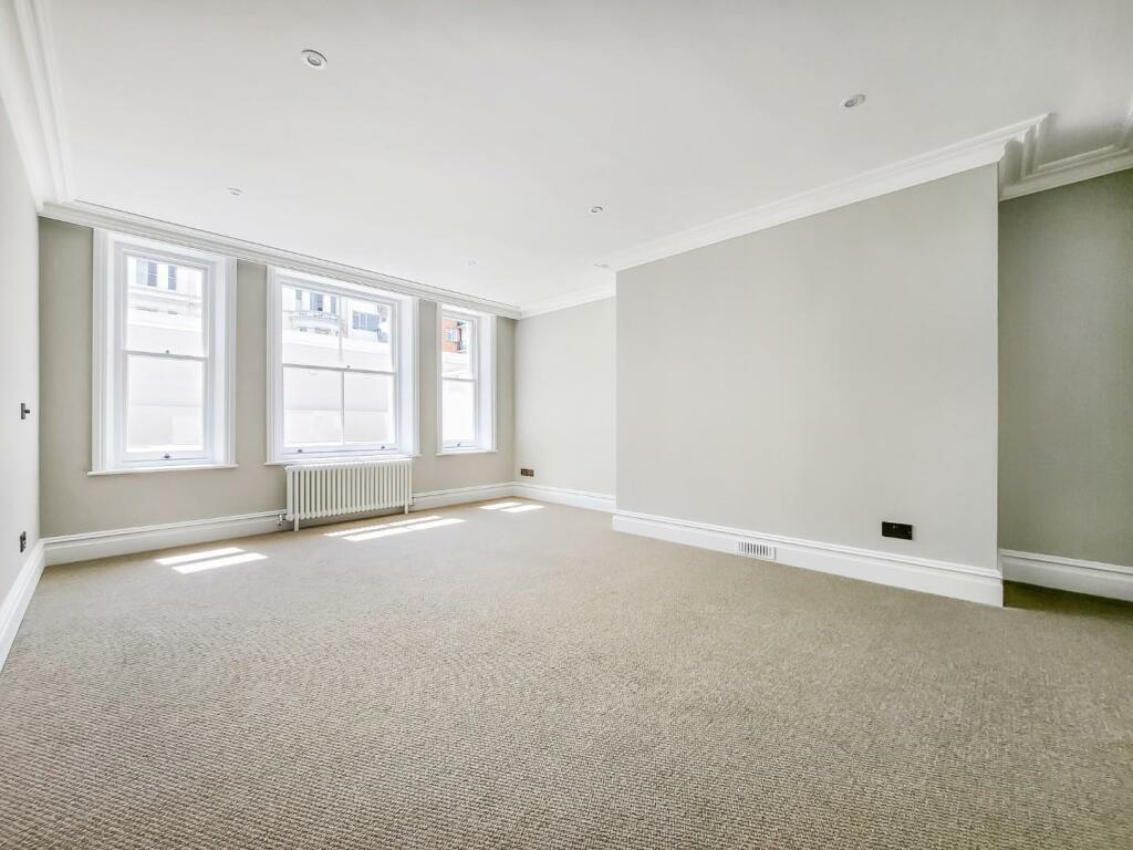 SHOW FLAT