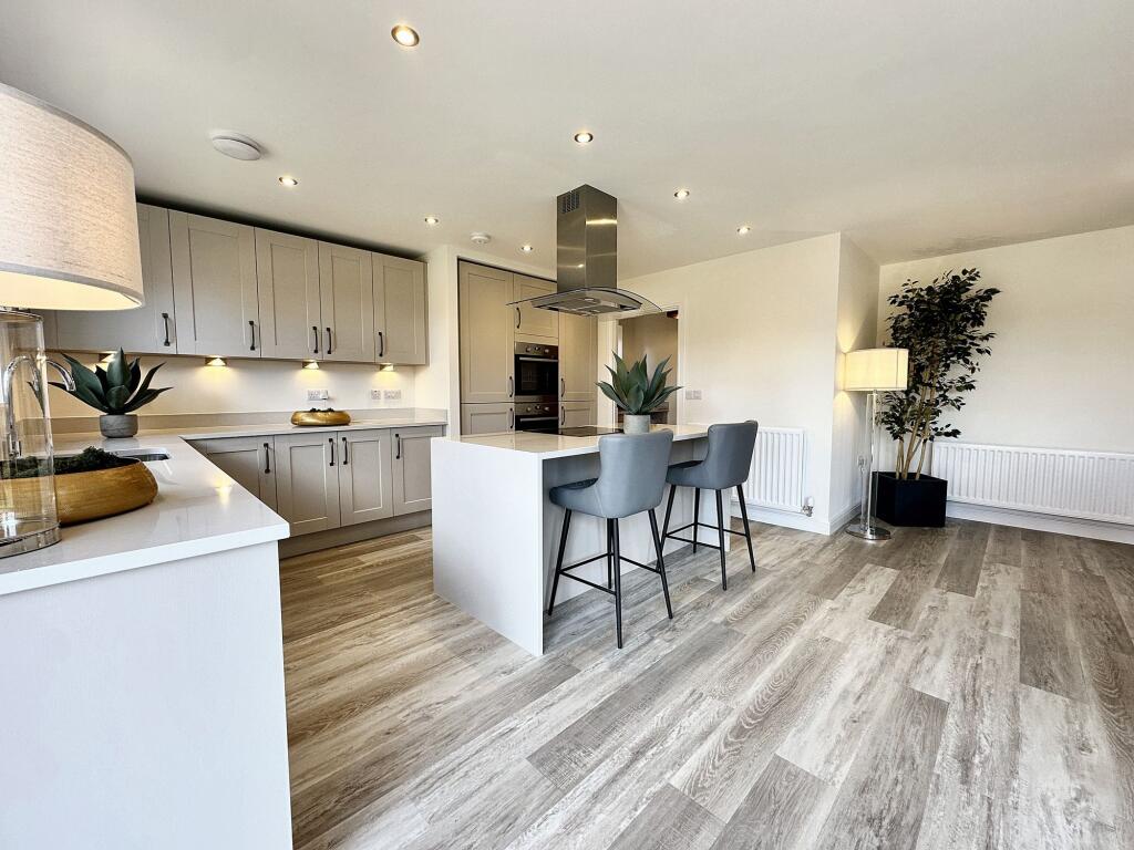 Family Dining Kitchen