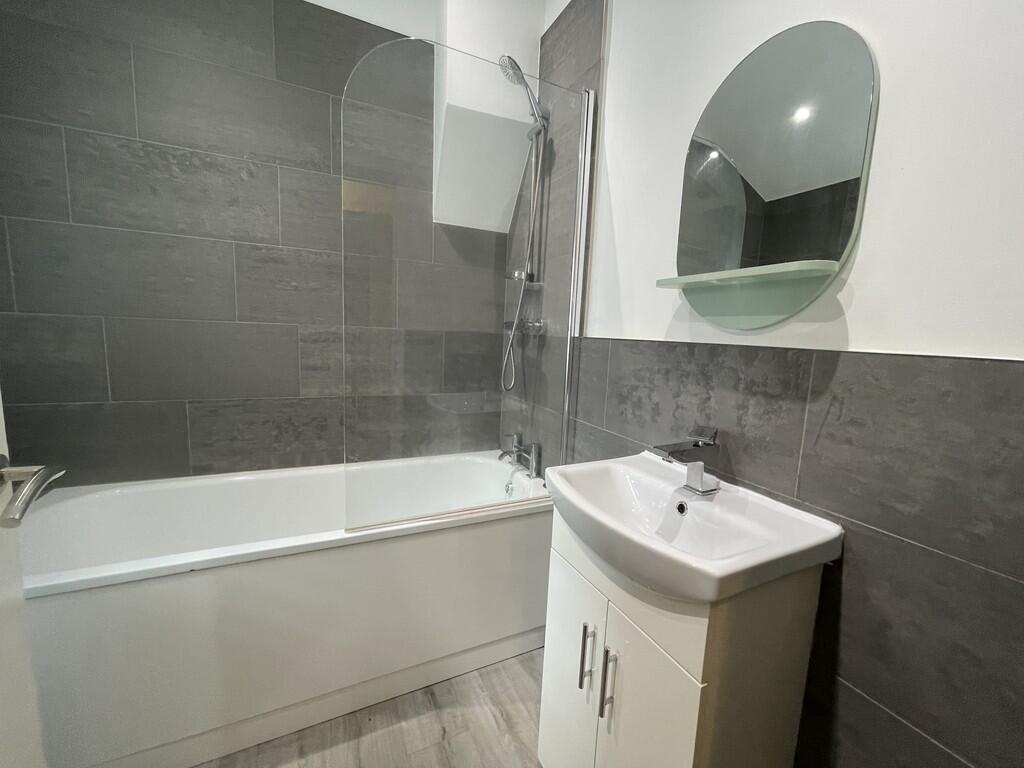 iPhone-2024.03.27...