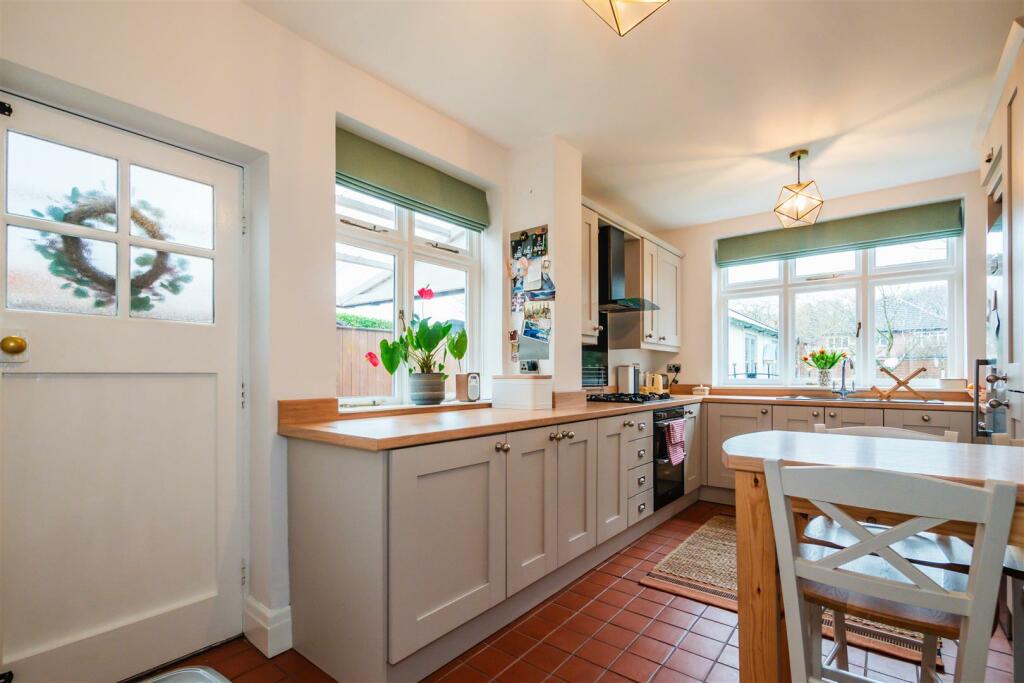 Breakfast Kitchen
