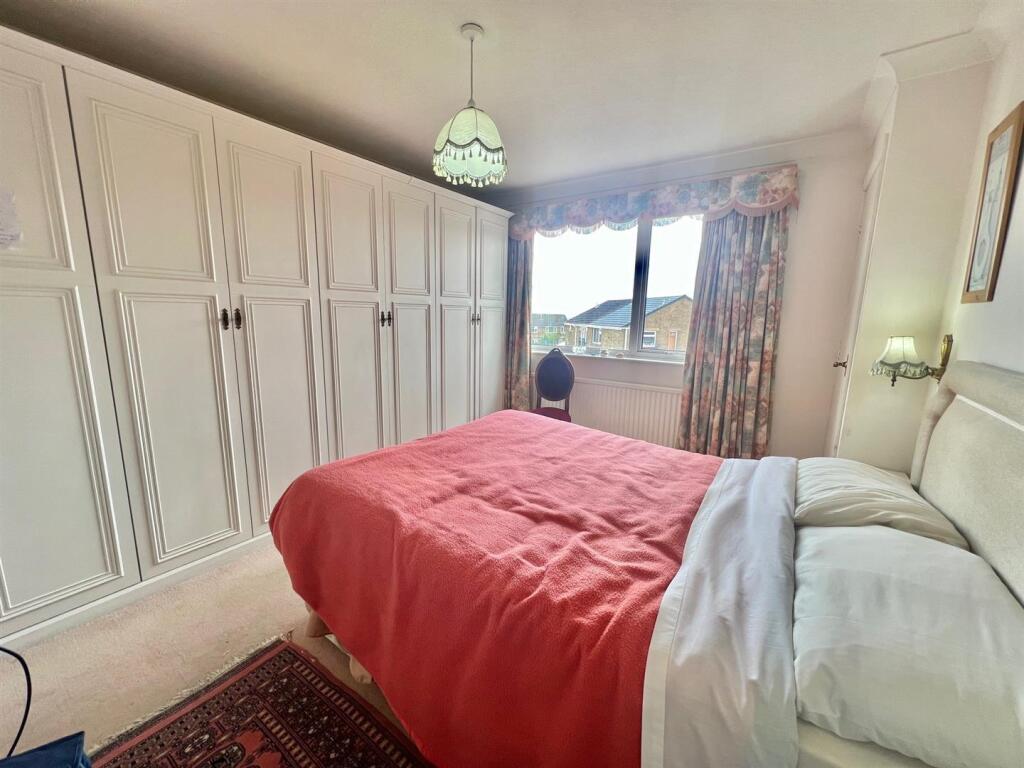 Bramleys Estate Agents - Mount Avenue - Outlane (6