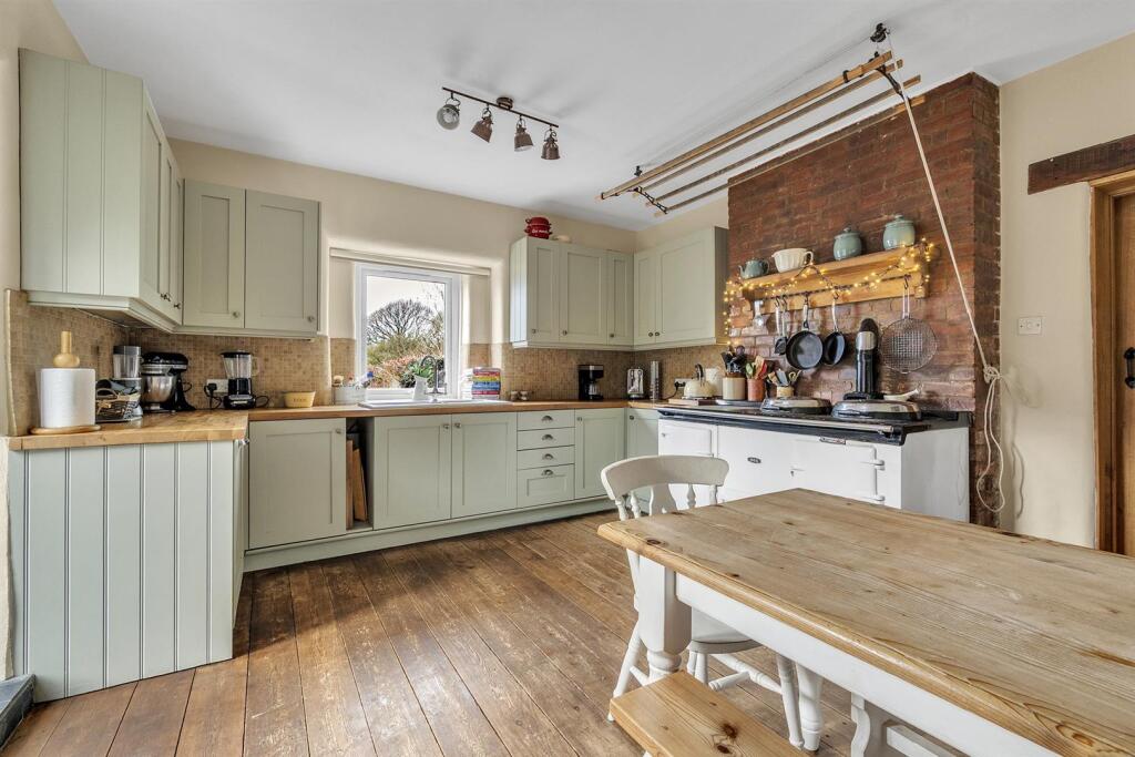 Blackborough, Cullompton