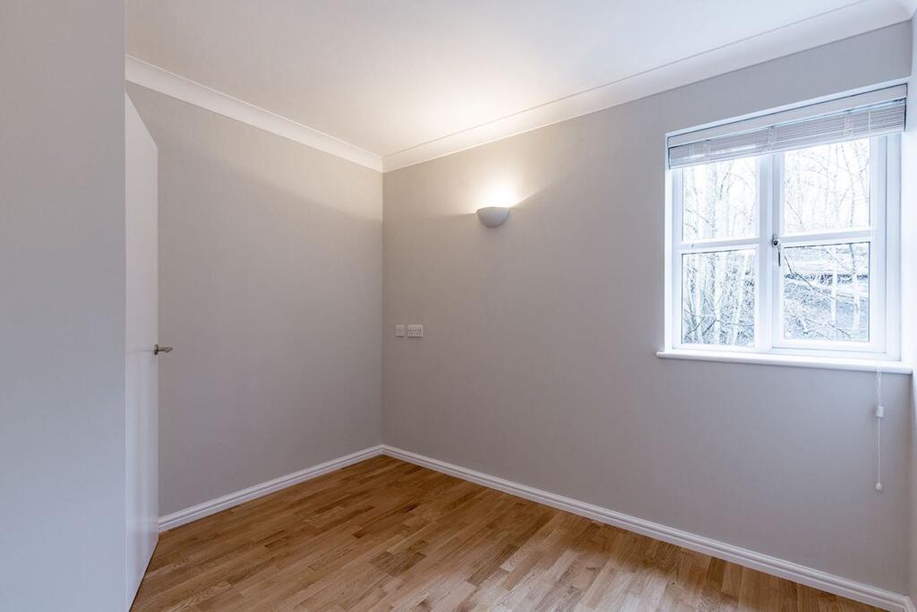 bedroom (example)
