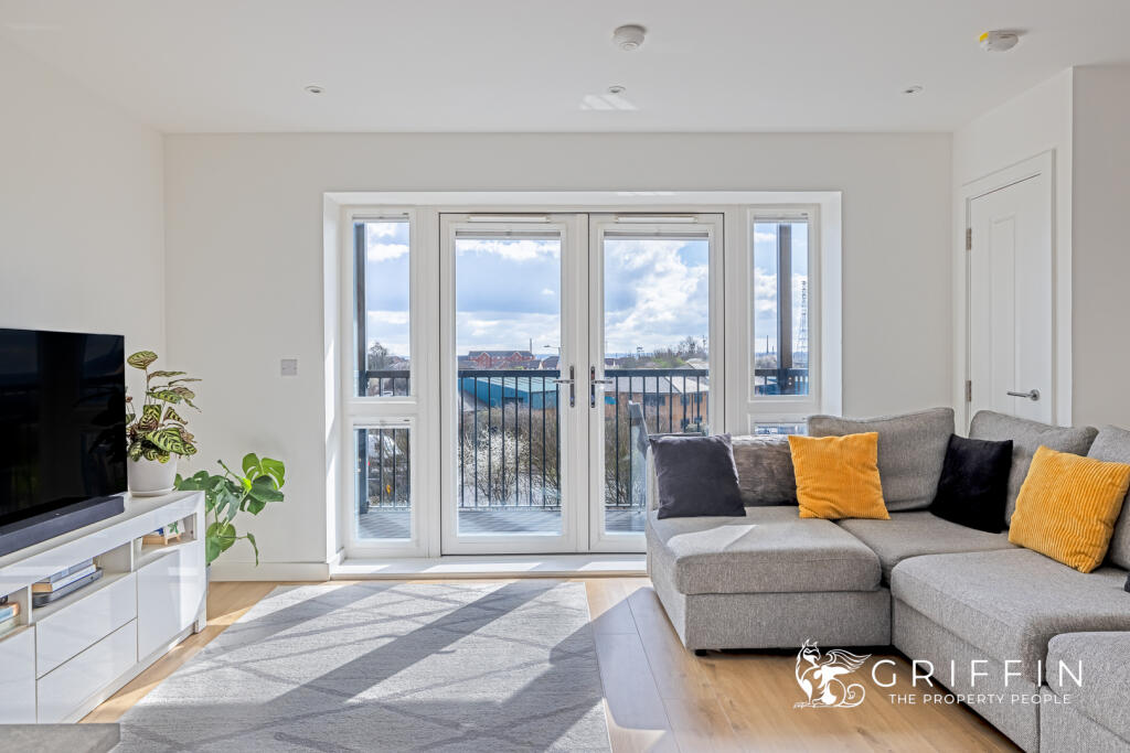 Lounge, Kitchen &amp; Dining