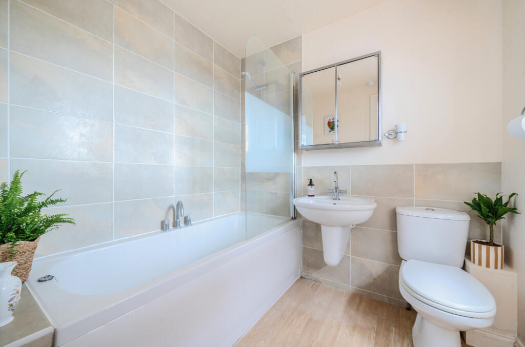 1306142-4-68482f7...