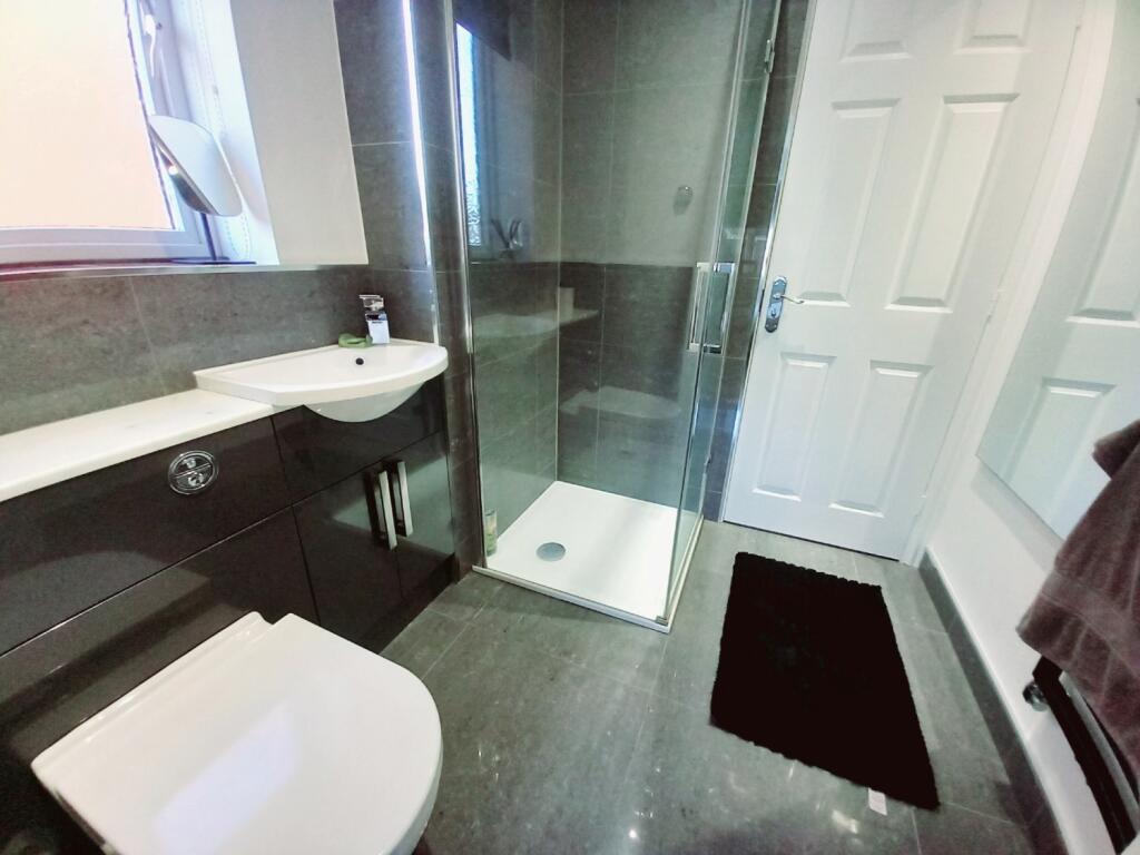 JACK &amp; JILL EN SUITE