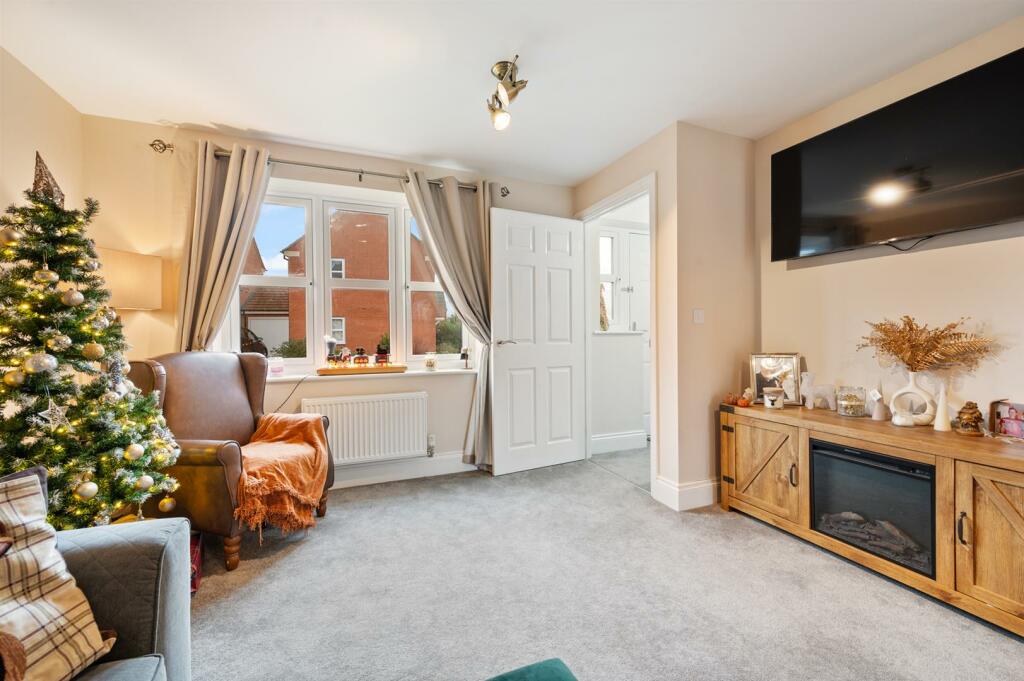 Sitting Room to entrance porch  .jpg