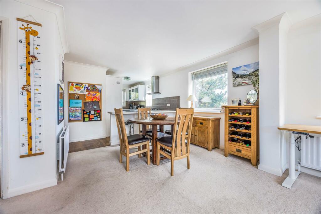 19 Viewpoint, 7 Sandbourne Road, Bournemouth-Small