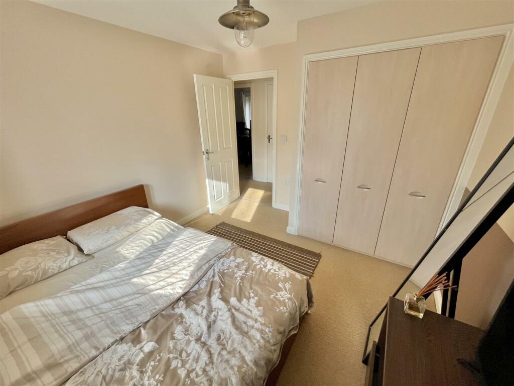 Bedroom 2 Aspect 2.jpg