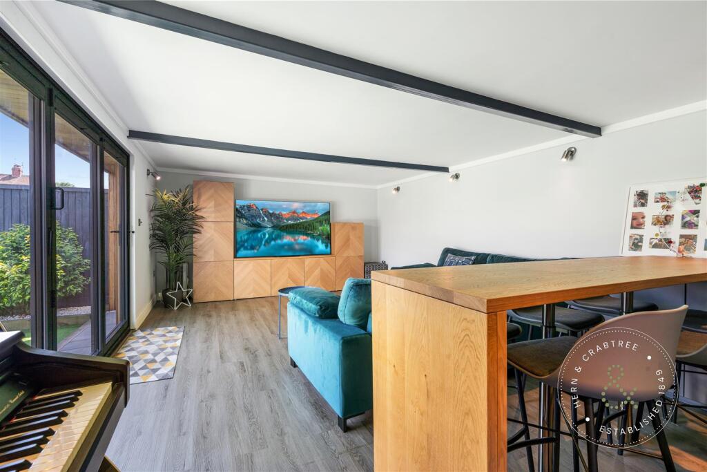 St Asaph Close, HernCrabtree (44).jpg