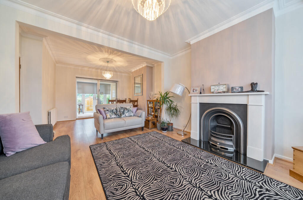 1362513-8-68dfda6...