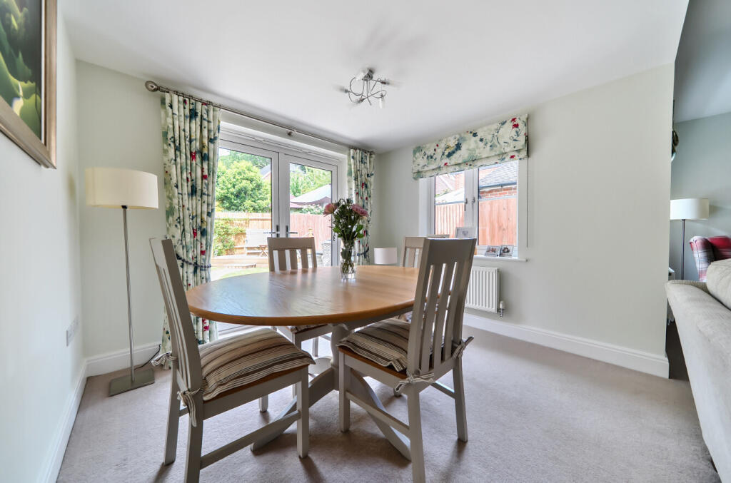 1298488-8-68371e8...