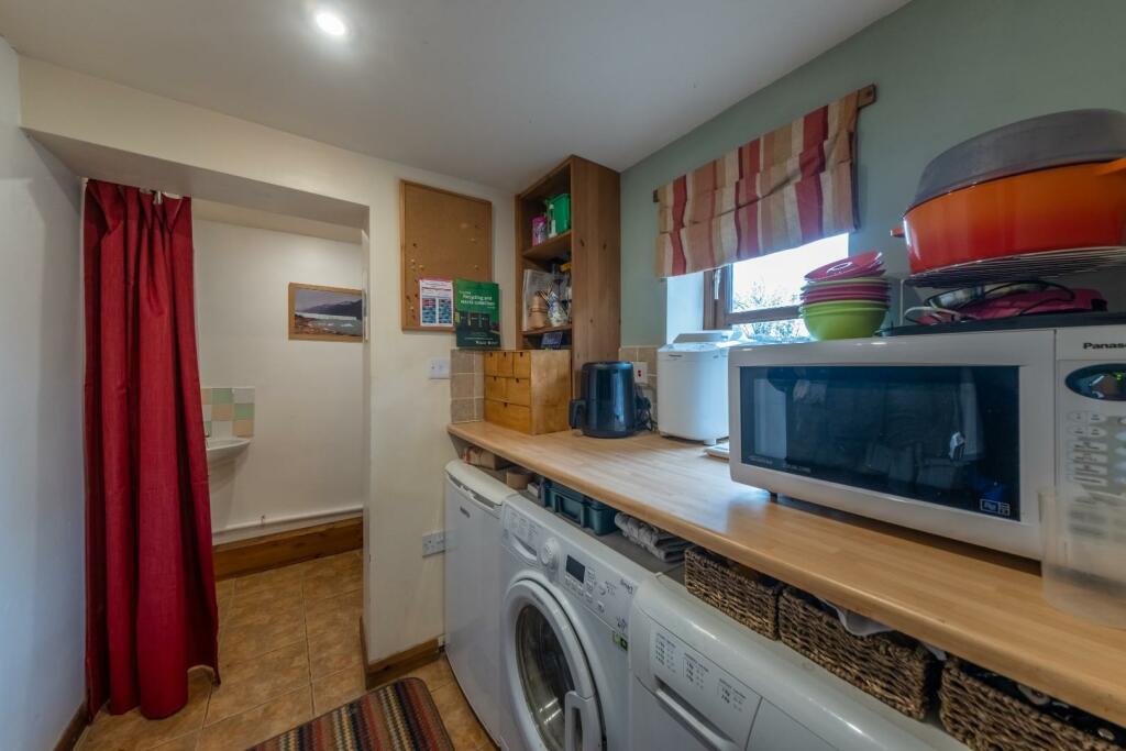 2 Gallowclough Lane-011.JPG