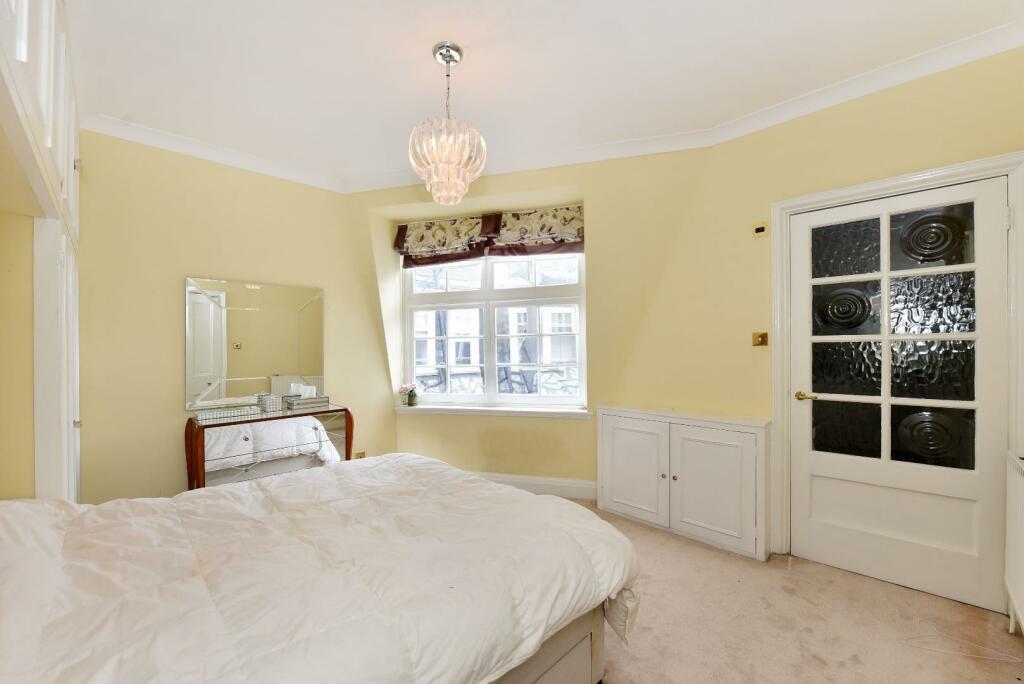 16 Alexandra Court (10).JPG