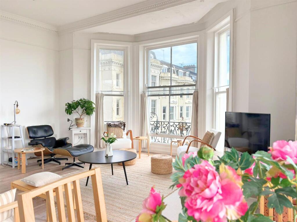 Kitchen/Living Room