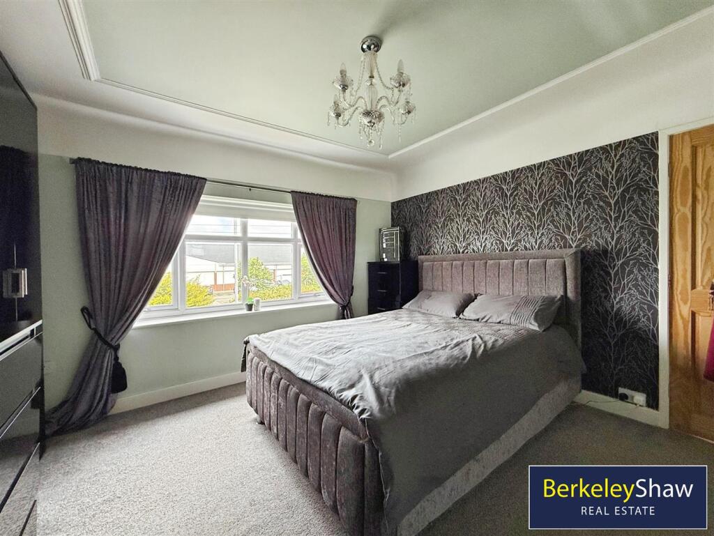 9e6ce251--4A13-B35A-DCAC22E776B8-41112-000005E2B06