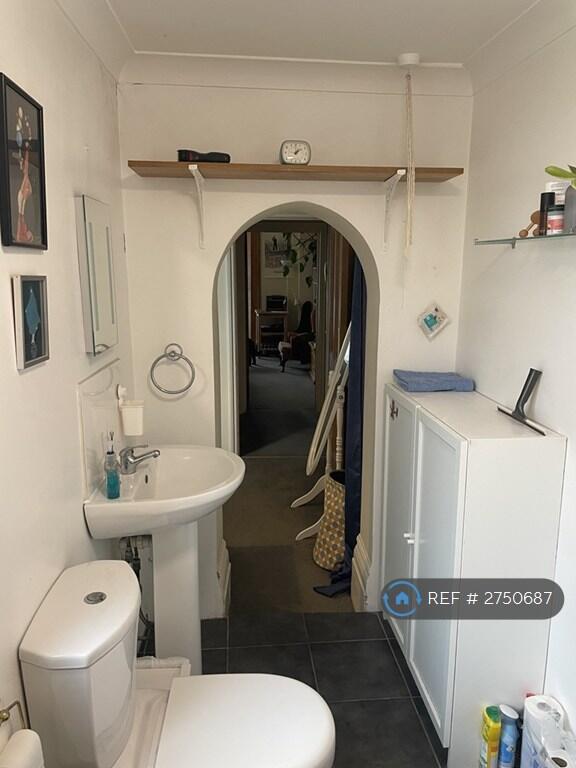 En-Suite Bathroom