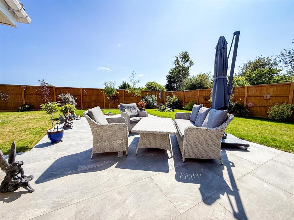 OUTSIDE SIDE AND REAR