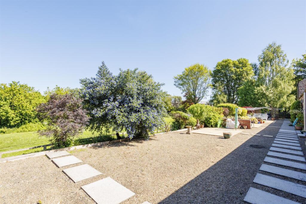 Neville_Cottage_18.jpg