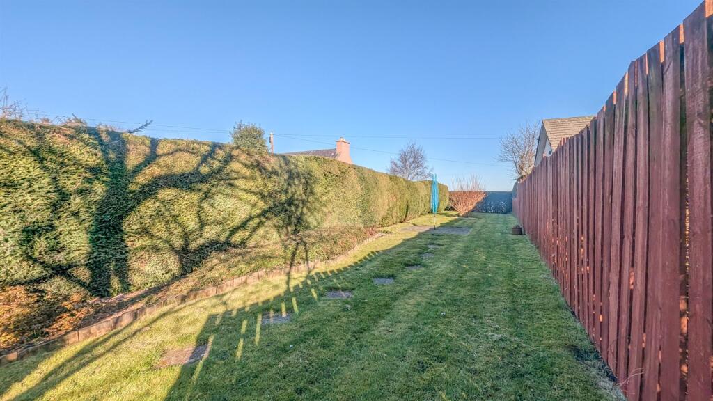 GARDEN.jpg