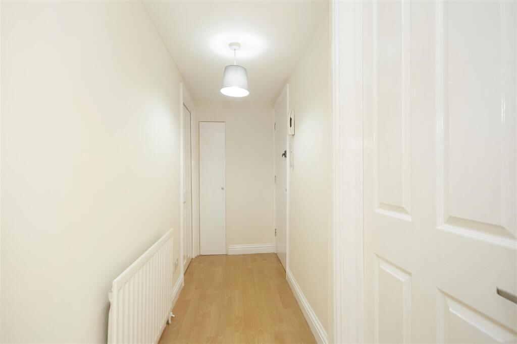 Flat B 291077 (6).jpg