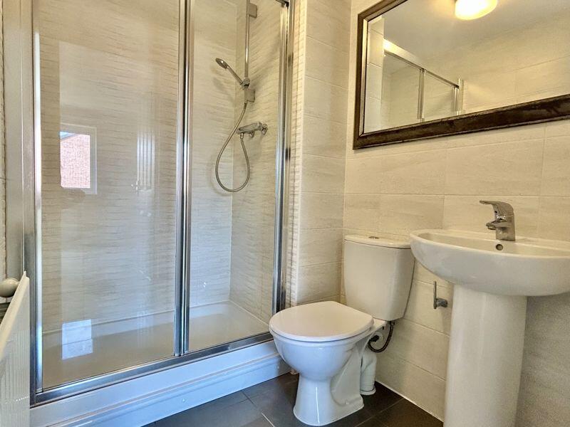 Master En-suite