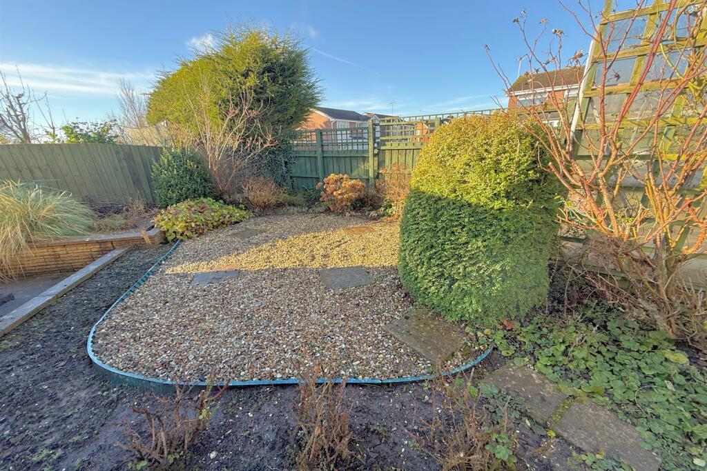 Left Side Garden