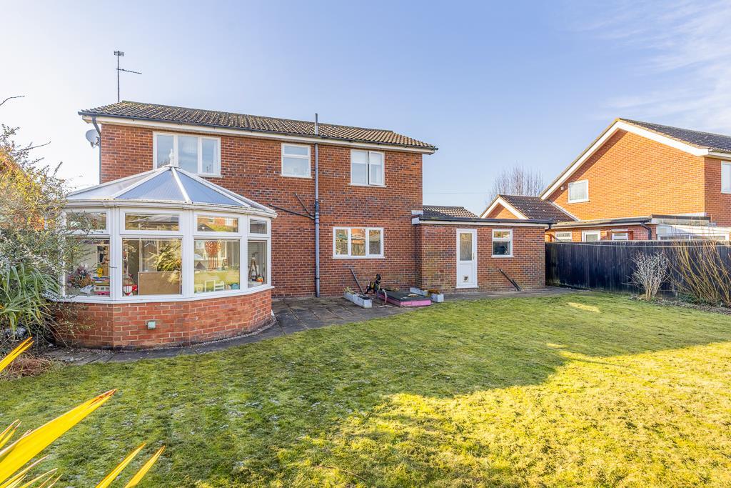 7 Wheatsheaf Close (Holbeach)-16.jpg