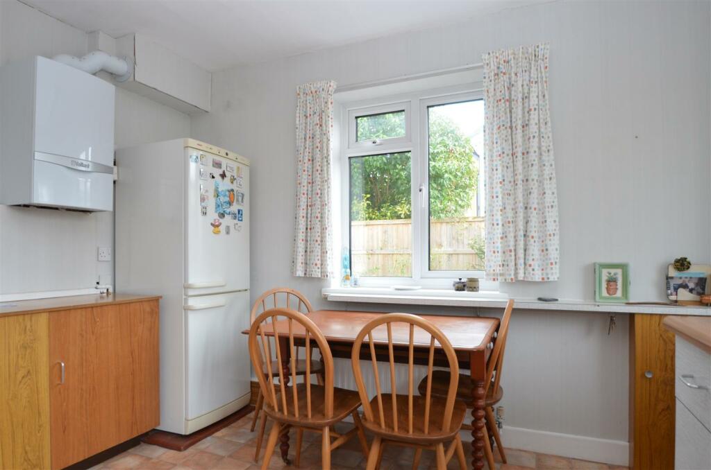 Kitchen/Breakfast Room
