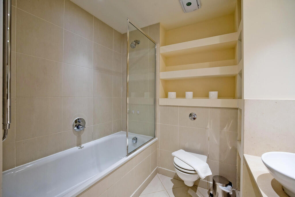 Discovery 114-405...