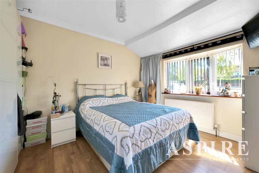 Aspire High Road3.jpg