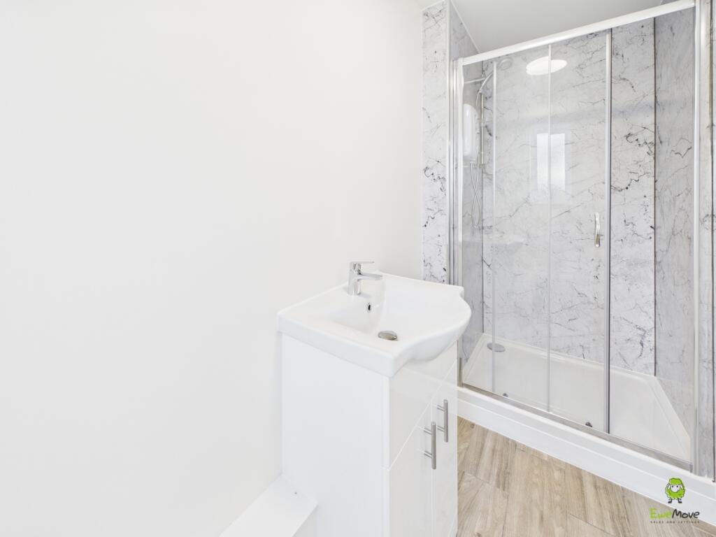 Presented by Clinton at EweMove Bexleyheath and Da