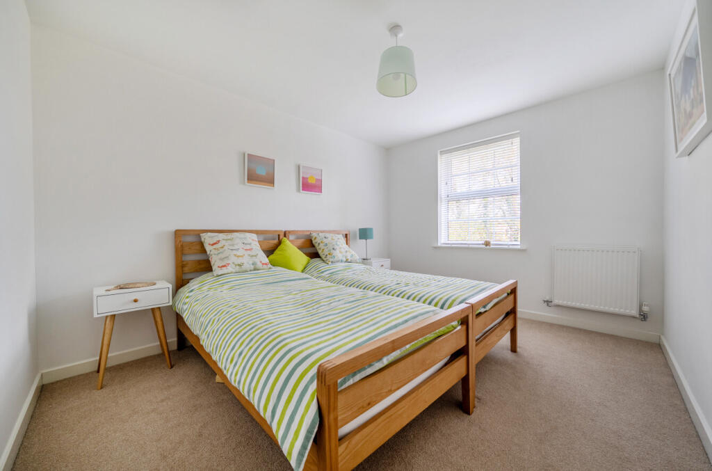 1376215-20-6929b9...