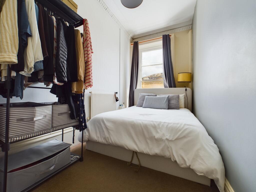 CAM01740G0-PR0247-STILL005