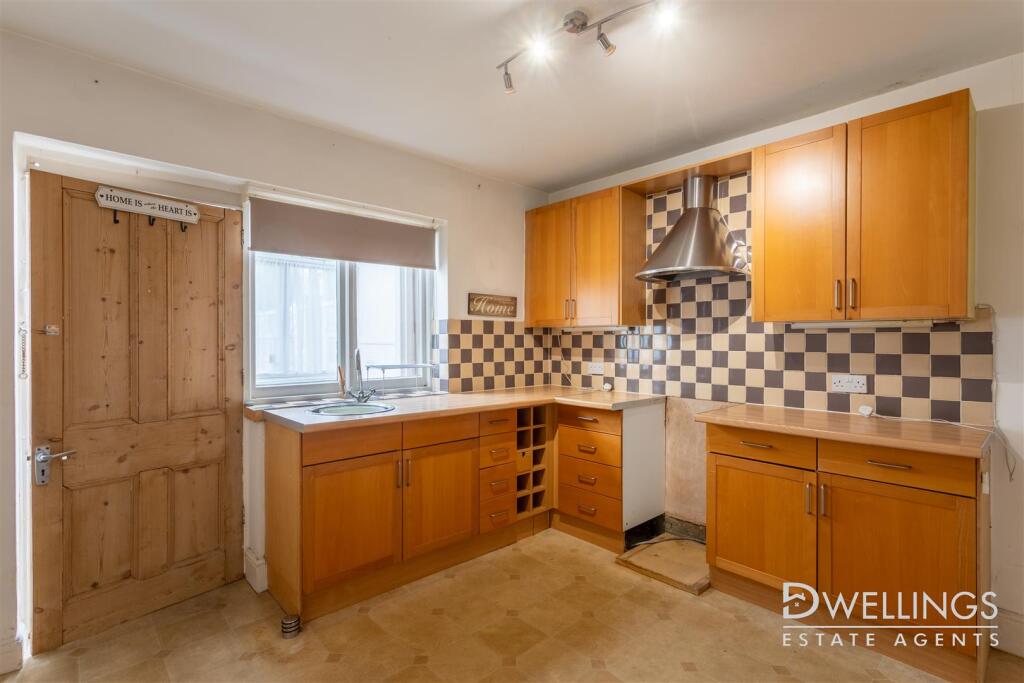 DWELEST - 28 Union Road, DE110QF-0008.jpg