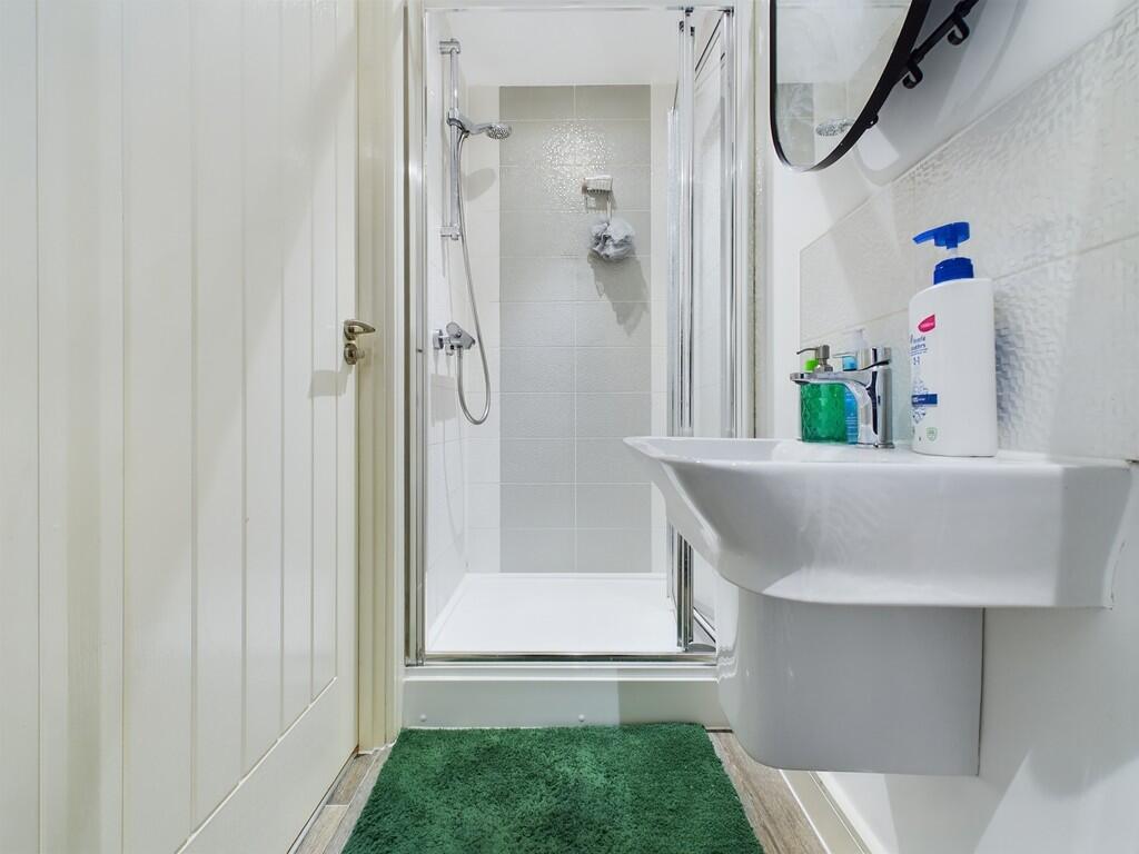 CAM02059G0-PR0161...