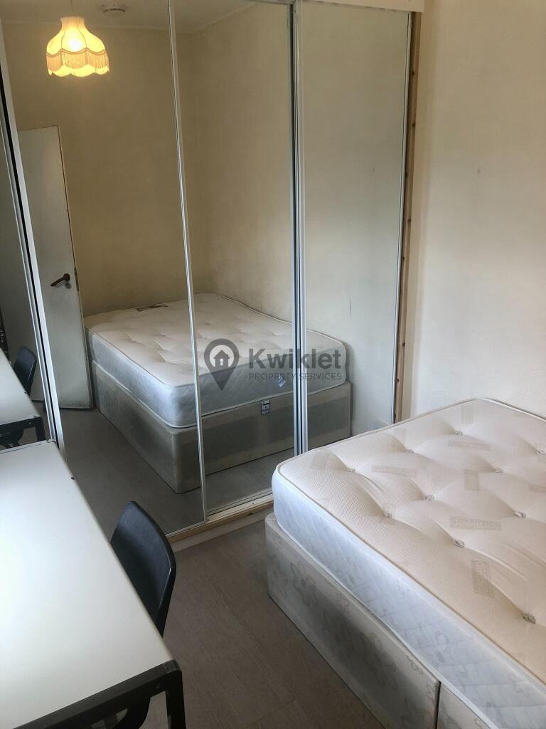 eZy Watermark_13-01-2024_02-38-20-1720pm.jpeg