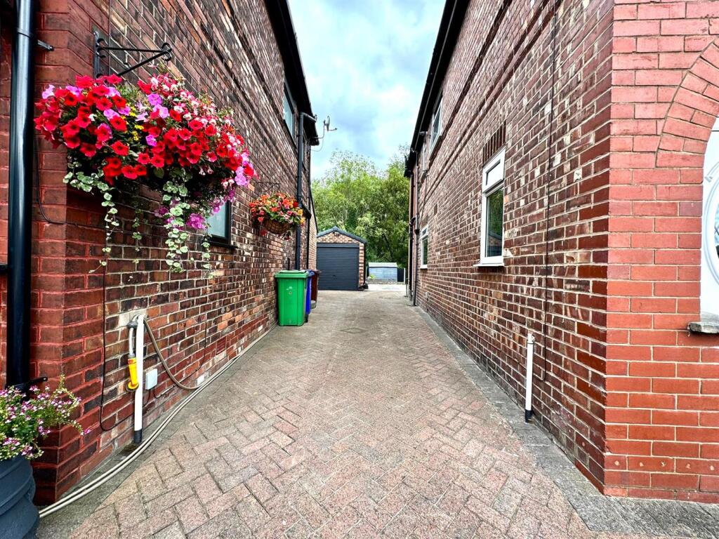 PHOTO-2025-08-21-07-10-43 6 - Copy.jpg