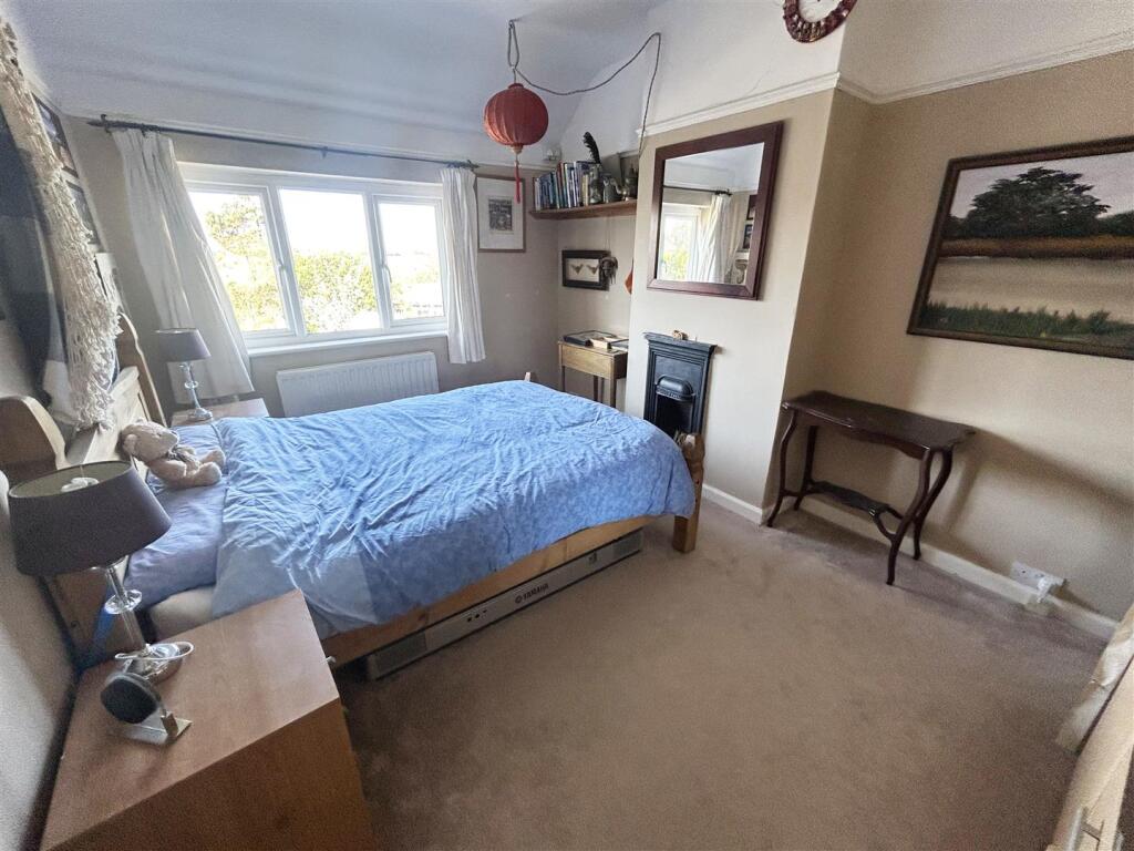 BEDROOM TWO