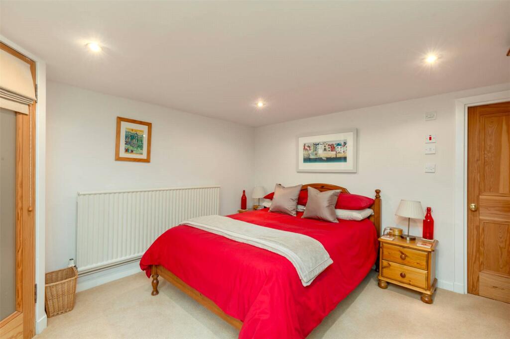 Marchhall Crescent 2