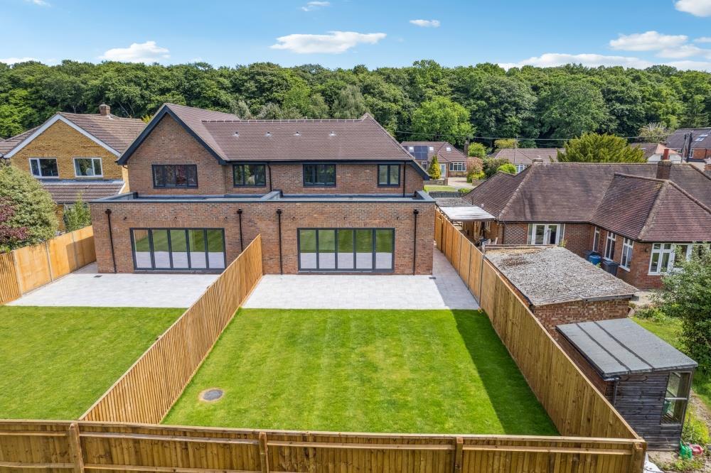 DJI_0628-e5ebf07f9b5c6ffe1dde6fbaa9d288bc - 800px.