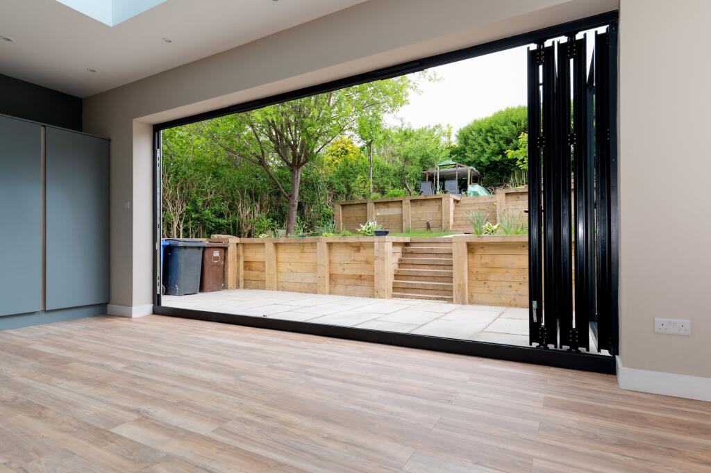 Stunning open plan extended dining kitchen